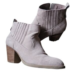 CARLOS Ankle Boots Sand Color with 3" Stacked Heels 7.5